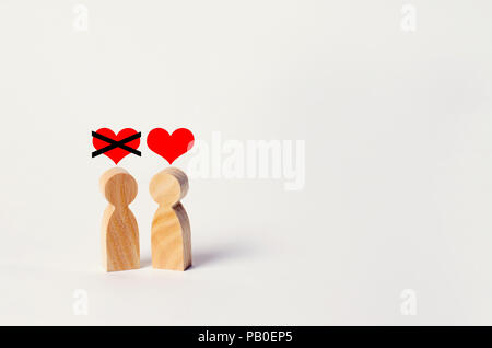 Unerwiderte Liebe. Die Ablehnung der Anerkennung in der Liebe. Die Verweigerung der Beziehungen, Bruch der Beziehungen. Gebrochenes Herz. Schwieriges Verhältnis, erste Liebe, quarr Stockfoto