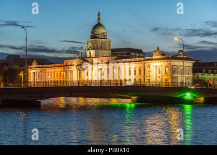 Das Custom House, ursprünglich Zollstelle, heute Ministerium für Umwelt und Kommunalverwaltung, Dublin, Republik von Irland Stockfoto