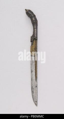 Messer (Piha Kaetta). Kultur: Sri Lankan. Abmessungen: L 11 cm. (28,6 cm); W. 1 1/2 in. (3,8 cm); Wt. 4.2 oz. (119,1 g). Datum: 18. bis 19. Jahrhundert. Museum: Metropolitan Museum of Art, New York, USA. Stockfoto