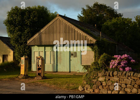 Redundante Tankstelle in Brora, Schottland Stockfoto