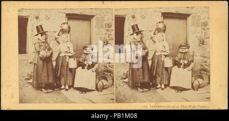 Llanberis, Gruppe von drei Waliser Bauern. Artist: Unbekannt (British). Abmessungen: Mount: 8,3 x 17,3 cm (3 1/4 x 6 13/16 in.). Herausgeber: London Stereoscopic Company (britische). Datum: 1850s-1910 s. Museum: Metropolitan Museum of Art, New York, USA. Stockfoto