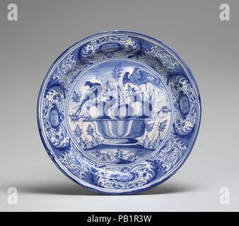 Gericht. Kultur: Deutsch. Abmessungen: Durchm. 12 1/8 in. (30,8 cm). Datum: 1720-30. Museum: Metropolitan Museum of Art, New York, USA. Stockfoto