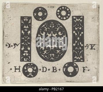 Blackwork Drucken mit zwei vertikalen Panels Flankierende ein Oval in der Mitte mit vier kleine Kreise. Künstler: Hans de Bull (Deutsch, Active 1592-1604). Maße: Blatt: 1 13/16 x 2 5/16 in. (4,6 × 5,8 cm). Datum: 1592. Kleines blackwork Drucken mit einem Oval in der Mitte mit symmetrischen Schweifwerk, die durch senkrechte Platten mit verschiedenen Mustern flankiert. Oben und unten Paare von Medaillons mit verschiedenen Designs. Museum: Metropolitan Museum of Art, New York, USA. Stockfoto