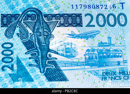 2000 CFA-Franc Bank Note. CFA-Franc ist in 14 afrikanischen Ländern verwendet. Stockfoto