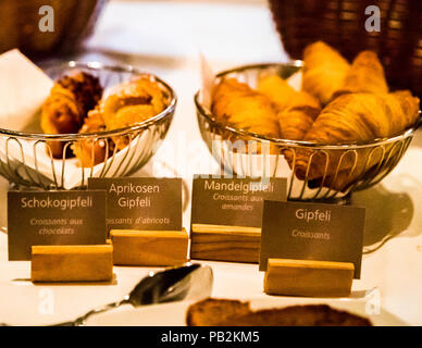 Buffet des Hotel Lenkerhof, Lenk, Schweiz Stockfoto