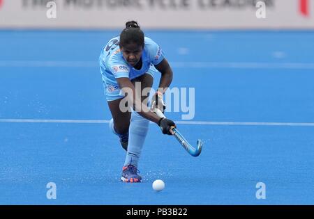 London, Großbritannien. 26. Juli, 2018. Namita Toppo (IND). Indien V Irland. Match 14. Pool B Hockey der Frauen-WM 2018. Lee Valley Hockey Centre. Queen Elizabeth Olympic Park. Stratford. London. UK. 26.07.2018. Credit: Sport in Bildern/Alamy leben Nachrichten Stockfoto