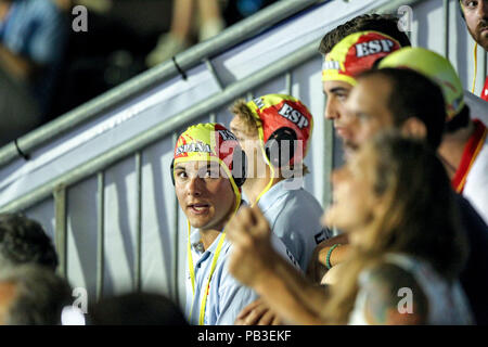 Bernat Picornell Pools, Barcelona, Spanien. 26. Juli, 2018. Das 33. Europäische Wasser Polo Meisterschaften, Spanien Männer gegen Italien Männer; Spanisch unterstützer Credit: Aktion plus Sport/Alamy leben Nachrichten Stockfoto