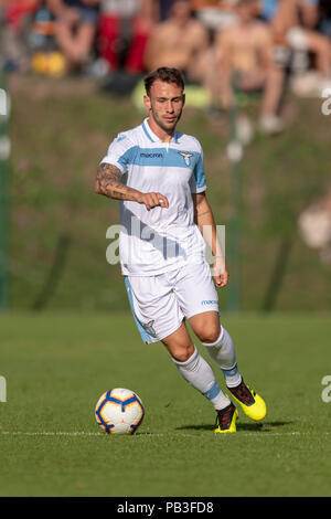 Mattia Sprocati (Latium) während der italienischen Vorsaison Freundschaftsspiel zwischen Latium 3-0 Triestina am städtischen Stadium am 25. Juli 2018 in Auronzo di Cadore, Italien. Credit: Maurizio Borsari/LBA/Alamy leben Nachrichten Stockfoto