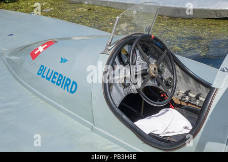 England, Oxfordshire, Henley, Bluebird K3, das Welt Wasser Geschwindigkeitsrekorde im Jahr 1937 eingestellt, das Cockpit Stockfoto