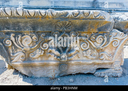 Ruinen von Apollo Tempel in Didyma in Didim, Aydin, Türkei. Stockfoto