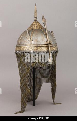 Helm. Kultur: Indische; Schüssel, vermutlich Türkisch. Abmessungen: H. einschließlich Mail 23 1/2 in. (59,7 cm); H. einschließlich nasale 16 in. (40,6 cm); H. ohne Mail und nasale 9. (22,9 cm); W. 8 3/4 in. (22,2 cm); D.9. (22,9 cm); Wt. 4 lb. 4.5 oz. (1941.9 g). Datum: 18. Jahrhundert; Schüssel, 17. Museum: Metropolitan Museum of Art, New York, USA. Stockfoto