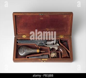 Colt Modell 1851 Marine Percussion Revolver, Seriennummer 29705, mit Etui und Zubehör. Kultur: American, Hartford, Connecticut. Abmessungen: L. von Pistole 13. (33 cm); L. des Zylinders 7 1/2 in. (19 cm), Cal. .36 in. (9 mm); Fall: 14 1/4 x 6 3/8 x 2 1/4 in. (36,2 x 16,2 x 5,6 cm). Engraver: Gravur von Gustave Junge (Amerikanische (Preußen) geboren, 1827-1895 Springfield, Massachusetts). Hersteller: Samuel Colt (Amerikanische, Hartford, Connecticut 1814-1862). Datum: Ca. 1853-54. Gustave Young (1827-1895), eine in Deutschland geborene Handwerker, graviert Feuerwaffen mit komplizierten und aufwendigen Verzierung für Colt in Hartf Stockfoto