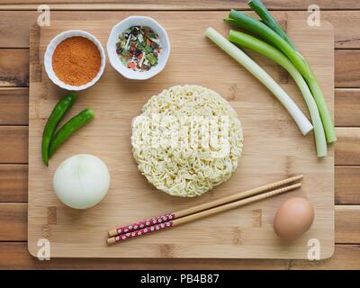 Asiatisches Essen Ramen, Instant Ramen Stockfoto