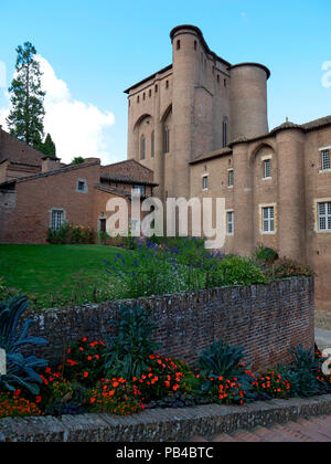 Der Palast Berbie, Toulouse-Lautrec Museum und Gärten (Les Jardins de la Berbie), Albi, Frankreich Stockfoto