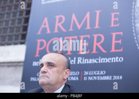 Rom, Italien. 25. Juli, 2018. Der Minister für das kulturelle Erbe und die Aktivitäten Alberto Bonisoli Präsentation für die Presse der Ausstellung'Armi E POTERE im Europa der Renaissance" in Castel Sant'Angelo in Rom Quelle: Matteo Nardone/Pacific Press/Alamy leben Nachrichten Stockfoto