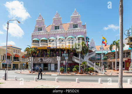 Shivas in Lloyd G. Smith Boulevard, Oranjestad, Aruba, Karibik Stockfoto