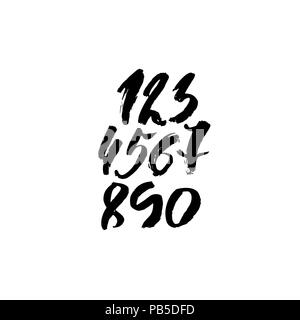 Satz von Kalligrafischen Tinte zahlen. Texturierte trockenen Pinsel Schriftzug. Vector Illustration. Stock Vektor