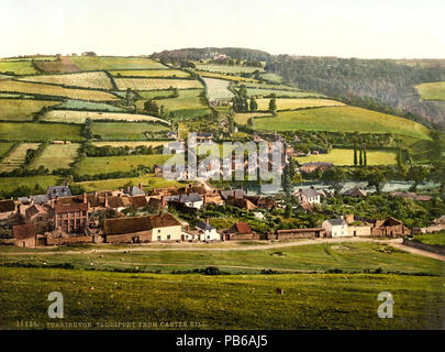 1597 Taddiport vom Castle Hill, Torrington, Devon, England, Ca. 1895 Stockfoto