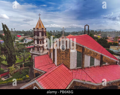 Fassade der Nuestra Señora de los Remedios Pfarrei Stockfoto