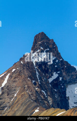 Hilda Peak als von Parker Ridge Wanderweg im Jasper Nationalpark auf dem Icefields Parkway gesehen. Stockfoto