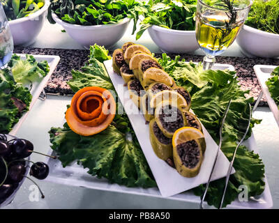 Gemüse gefüllt mit Reis, Bulgur. Studio Foto Stockfoto