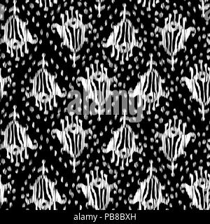 Ikat nahtlose Böhmischen ethnischen Weiß und Schwarz vector Pattern in Aquarell Stil. Aquarell ikat orientalische Ornamente. Stock Vektor