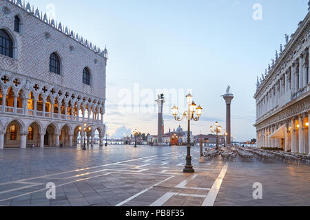 San Marco Platz, niemand am frühen Morgen in Venedig, Italien Stockfoto