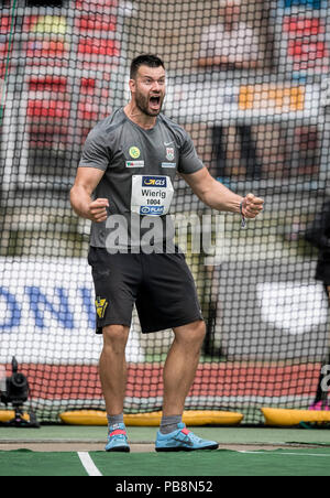 Jubel Martin WIERIG, Sportclub Magdeburg, endgültige Diskuswerfen der Männer, am 21.07.2018. Deutsche Leichtathletik Meisterschaften 2018, vom 20.07. - 22.07.2018 in Nürnberg/Deutschland. | Verwendung weltweit Stockfoto