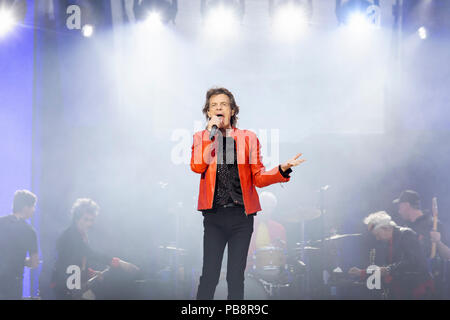 Berlin, Deutschland. 22. Juni, 2018. 19/der Rolling Stones, Mick Jagger live auf "Kein Filter"-Tour im Berliner Olympiastadion am 22.06.2018. Rock, Blues, Blues Rock, Rock Band Musik | Nutzung der weltweiten Kredit: dpa/Alamy leben Nachrichten Stockfoto