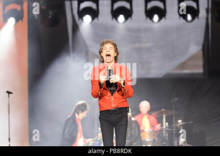 Berlin, Deutschland. 22. Juni, 2018. 19/der Rolling Stones, Mick Jagger live auf "Kein Filter"-Tour im Berliner Olympiastadion am 22.06.2018. Rock, Blues, Blues Rock, Rock Band Musik | Nutzung der weltweiten Kredit: dpa/Alamy leben Nachrichten Stockfoto