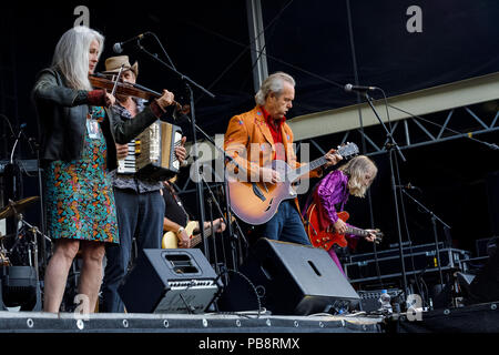 16/CHRIS JAGGER (Bruder von Mick Jagger), 2. von rechts, Musiker, GB, Gig, 22.06.2018, Open Air, Citadel Music Festival 2018, Zitadelle, Berlin, Deutschland <Chris Jagger, Musiker, GB, führt am 22. Juni 2018, Zitadelle, Berlin, Deutschland | Verwendung weltweit Stockfoto