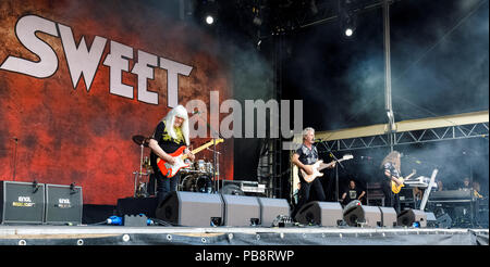 Berlin, Deutschland. 09 Juni, 2018. 16/SÜSS, Andy Scott, Peter Lincoln, Bruce BISLAND und Tony O'Hora, von Links nach Rechts, Glam Rock Band, UK, 50. Jubiläums Open Air, Leistung, 09.06.2018, Open Air, Citadel Music Festival 2018, Zitadelle, Berlin, Deutschland, Übersicht <ENGLISCH>, süß, Rock Band, GB, am Juni 09, 2018, Zitadelle, Berlin, Deutschland, Übersicht, | Verwendung der weltweiten Kredit: dpa/Alamy leben Nachrichten Stockfoto