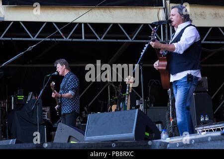 Berlin, Deutschland. 07 Juni, 2018. 16/RUNRIG, Rory Macdonald und Bruce Guthro, von Links nach Rechts, Celtic Rock, die letzte Meile? Abschied Konzerte, Performance, 07.06.2018, Open Air, Citadel Music Festival 2018, Zitadelle, Berlin, Deutschland, Übersicht <ENGLISCH> RUNRIG, Celtic Rock, am Juni 07, 2018, Zitadelle, Berlin, Deutschland, Übersicht | Nutzung der weltweiten Kredit: dpa/Alamy leben Nachrichten Stockfoto