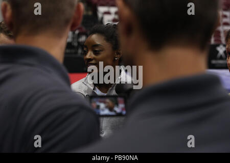 Hoffman Estates, IL, USA. 3 Mär, 2018. Gymnast konkurriert während der 2018 American Cup Gymnastik Meisterschaften, in Hoffman Estates, IL statt. Melissa J. Perenson/CSM/Alamy leben Nachrichten Stockfoto