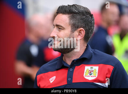 Ashton Gate, Bristol, UK. 27. Juli, 2018. Vor Jahreszeit Fußball freundlich, Bristol City vs. AFC Bournemouth; Lee Johnson Manager von Bristol City Credit: Aktion plus Sport/Alamy leben Nachrichten Stockfoto