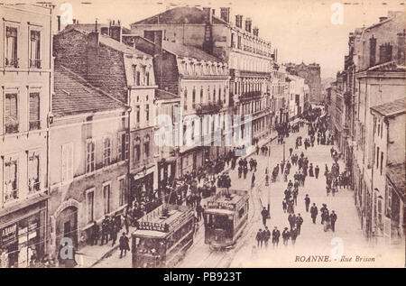 . Français: Carte postale Ancienne éditée par Prieur: ROANNE - Rue De Grésy-sur-Aix. 1900 s 1226 PRIEUR - ROANNE - Rue De Grésy-sur-Aix Stockfoto