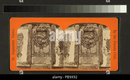 1702 Die spanische Wappen und Inschrift über dem Tor oder Sallyport des Fort (Nypl b 11707415-G90F 139 044 F) Stockfoto