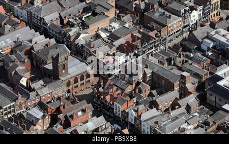 Luftaufnahme von Bridge Street im Stadtzentrum von Chester Stockfoto