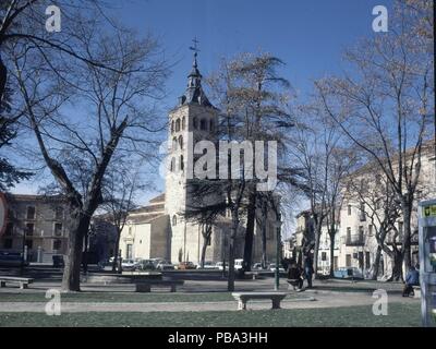 PLAZA DE LA MERCED CON LA IGLESIA DE SAN ANDRES AL FONDO. Ort: St Andrew's Church, SPANIEN. Stockfoto