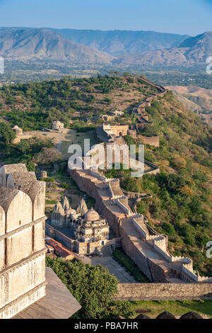 Blick von der Spitze von Kumbhal, Fort, Udaipur, Indien Stockfoto