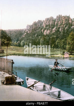 . English: Nonnenfelsen Zittau um 1900. Zwischen 1890 und 1905 1111 Nonnenfelsen Zittau 1900 Stockfoto