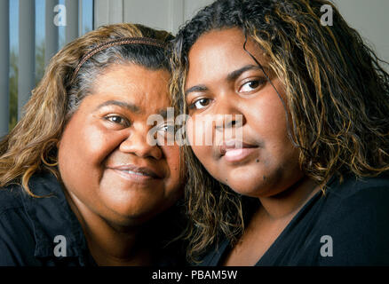 Mutter, 56 und Tochter, 21, Tucson, Arizona, USA. Stockfoto