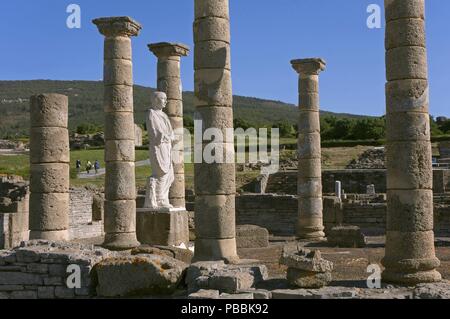 Römische Ruinen von Baelo Claudia (2. Jahrhundert v. Chr.) - Basilika, Tarifa, Provinz Cadiz, Andalusien, Spanien, Europa. Stockfoto