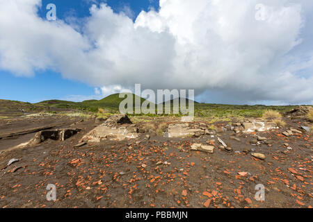 Häuser durch die capelinhos Vulkanausbruch Asche zerstört, Ponta Dos Capelinhos, Insel Faial, Azoren, Portugal Stockfoto