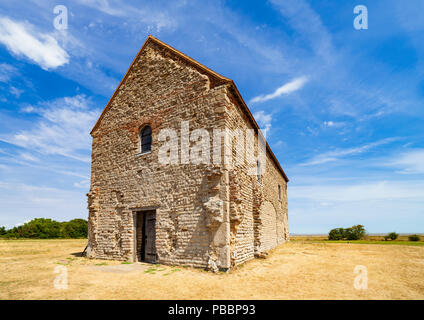 Kapelle St. Peter an der Mauer. Eine der ältesten Kirchen in Großbritannien. Stockfoto