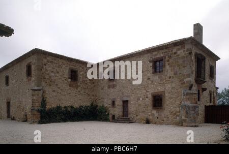 Exterieur - ENTRADA AL MONASTERIO -. Lage: MONASTERIO DE SANTA MARIA, BUGEDO, Burgos, Spanien. Stockfoto