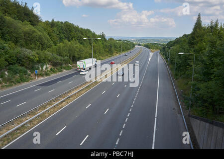 Ein Blick auf die Autobahn M20 in Kent, Großbritannien Stockfoto