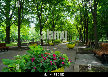 Montreal, Kanada, 27. Juli 2018. Eingang von La Fontaine Park im angesagten Bezirk Le Plateau. Credit Mario Beauregard/Alamy leben Nachrichten Stockfoto