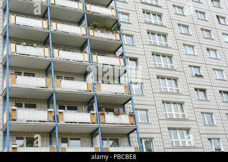 Wohnhaus in der Karl-Marx-Allee in Berlin Stockfoto