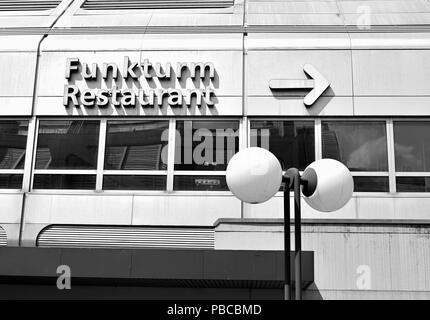 Ehemalige restaurant am Funkturm in Berlin. Stockfoto